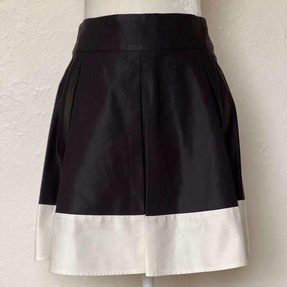 H&M Dresses & Skirts - Pleated Short Skirt - Black with White Border - H&M